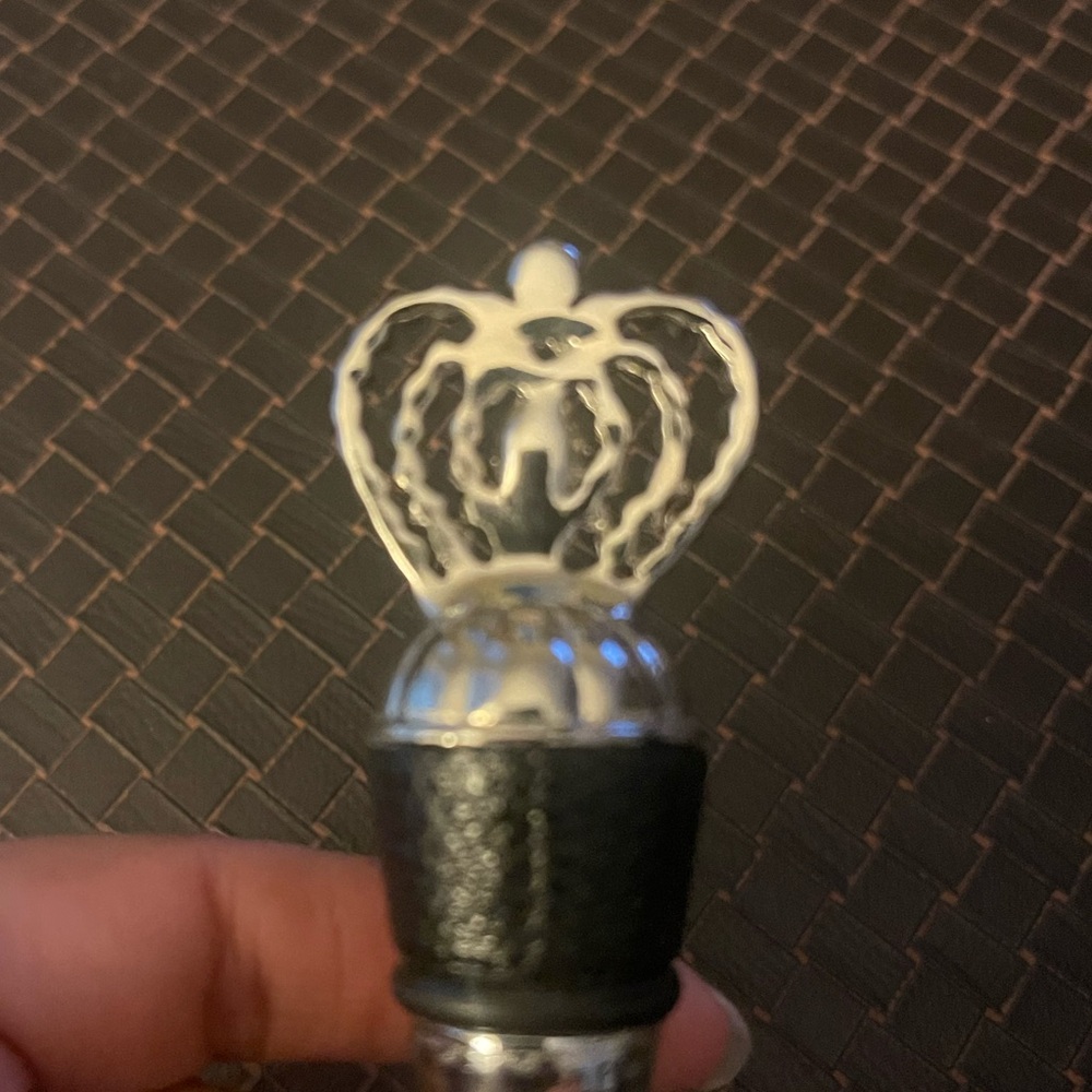 White Rhinestone Crown Cork Stopper - Picture 2 of 4